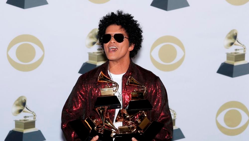 Bruno Mars en los Premios Grammy