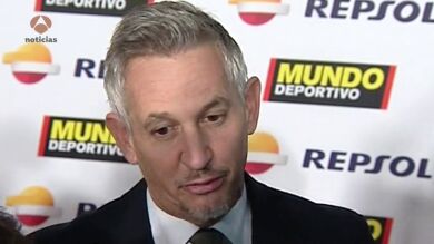 Lineker defiende a Piqué: 