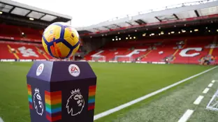 El balón de la Premier League, en Anfield antes de un partido El balón de la Premier League, en Anfield antes de un partido