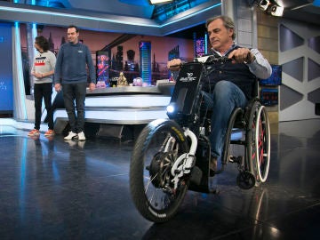 Batec Mobility, el invento que convierte una silla de ruedas en toda una moto