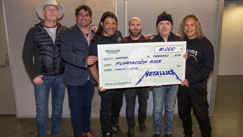 Metallica dona 31.000 euros a una ONG para ayudar a personas sin hogar