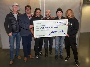 Metallica dona 31.000 euros a una ONG para ayudar a personas sin hogar Metallica dona 31.000 euros a una ONG para ayudar a personas sin hogar