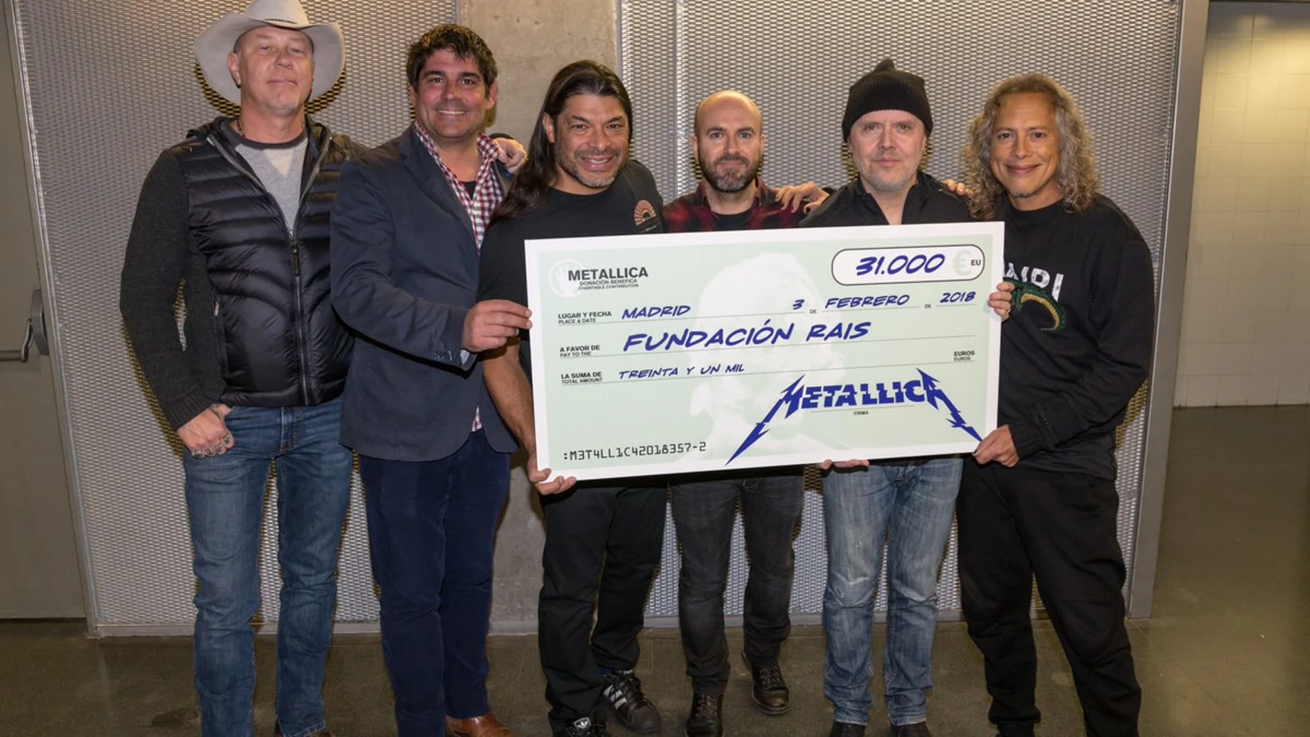 Metallica dona 31.000 euros a una ONG para ayudar a personas sin hogar Metallica dona 31.000 euros a una ONG para ayudar a personas sin hogar