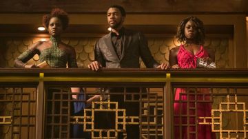 Lupita Nyong'o, Chadwick Boseman y Danai Gurira en 'Black Panther'