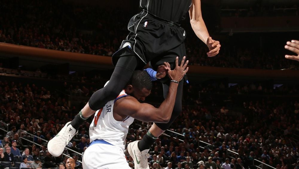 El mate de Antetokounmpo en el Madison