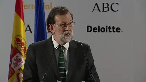 Rajoy anuncia que lo invertido en un plan de pensiones se podrá rescatar a los 10 años Rajoy anuncia que lo invertido en un plan de pensiones se podrá rescatar a los 10 años
