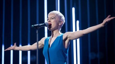 De 'Los miserables' a Eurovisión 2018: SuRie representará a Reino Unido