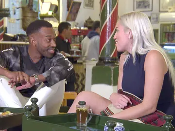 Alessandra a Adrián: “Quiero vivir el sexo de una forma bonita contigo” Alessandra a Adrián: “Quiero vivir el sexo de una forma bonita contigo”