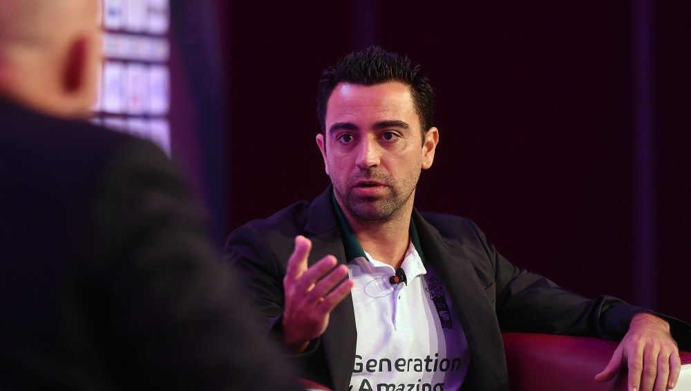 Xavi Hernández, durante una conferencia
