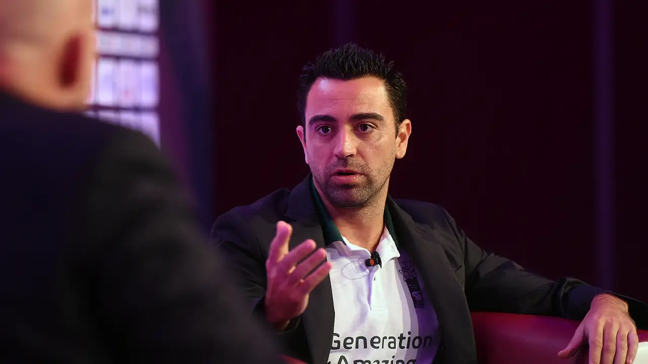 Xavi Hernández, durante una conferencia