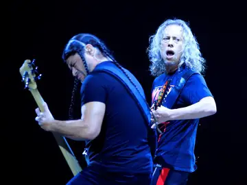 Robert Trujillo y Kirk Hammett de Metallica durante su concierto en Madrid Robert Trujillo y Kirk Hammett de Metallica durante su concierto en Madrid