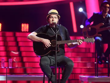 Raúl Pérez se quita el sombrero para sorprender con ‘Y sin embargo’ como Joaquín Sabina Raúl Pérez se quita el sombrero para sorprender con ‘Y sin embargo’ como Joaquín Sabina