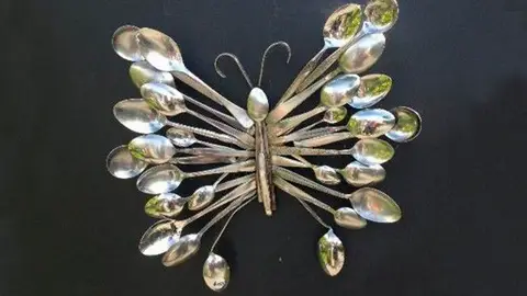 Mariposa con cucharillas Mariposa con cucharillas