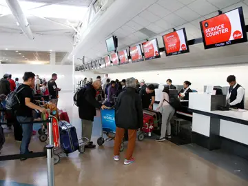Mostradores de facturación en el Aeropuerto de Auckland, en Nueva Zelanda Mostradores de facturación en el Aeropuerto de Auckland, en Nueva Zelanda