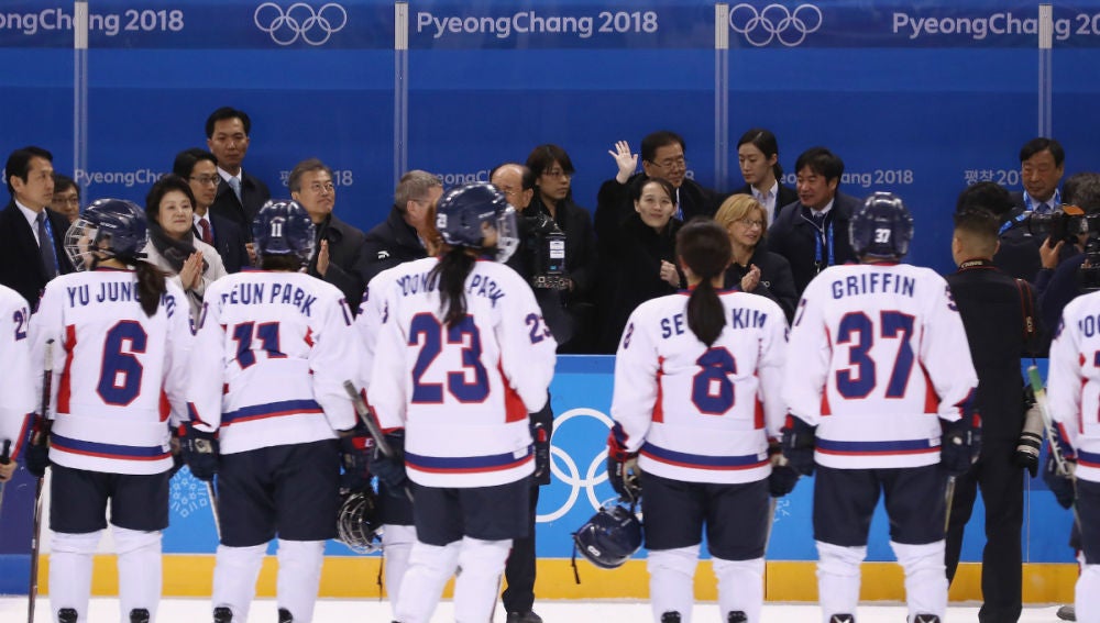 Las jugadoras de hockey de Corea