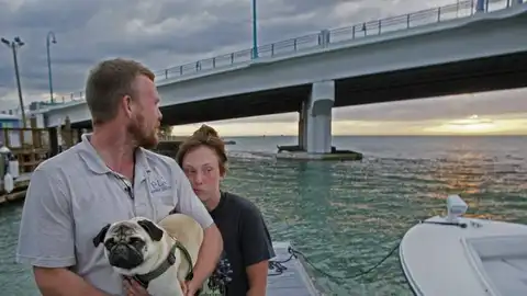 La pareja que lo vendió todo para navegar por el mundo La pareja que lo vendió todo para navegar por el mundo