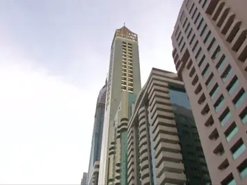 Abre en Dubai el hotel más alto del mundo con 75 plantas y 356 metros de altura Abre en Dubai el hotel más alto del mundo con 75 plantas y 356 metros de altura