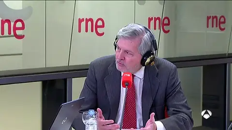 Méndez de Vigo dice que el Gobierno no tendrá ninguna contemplación con Puigdemont ni permitirá la presidencia simbólica Méndez de Vigo dice que el Gobierno no tendrá ninguna contemplación con Puigdemont ni permitirá la presidencia simbólica