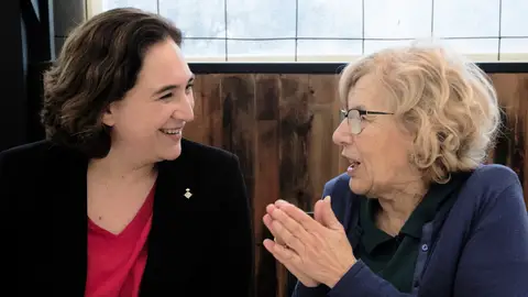 Ada Colau y Manuela Carmena Ada Colau y Manuela Carmena