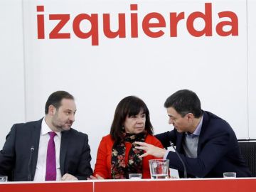José Luis Ábalos, Cristina Narbona y Pedro Sánchez