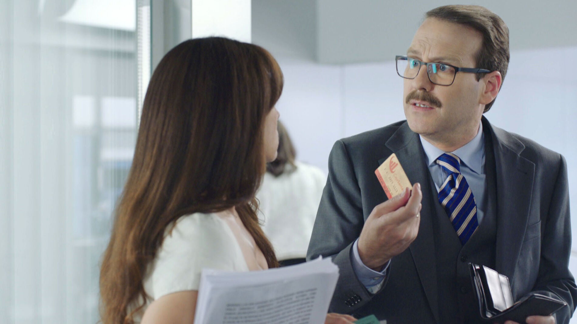 El Ministro Oca&ntilde;a implicado en la nueva misi&oacute;n del &lsquo;Cuerpo de &Eacute;lite&rsquo;: Las tarjetas gold