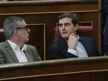 Albert Rivera junto a José Manuel Villegas en el Congreso Albert Rivera junto a José Manuel Villegas en el Congreso