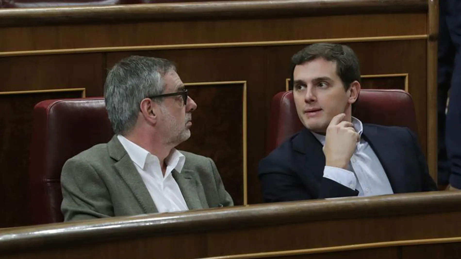 Albert Rivera junto a José Manuel Villegas en el Congreso Albert Rivera junto a José Manuel Villegas en el Congreso