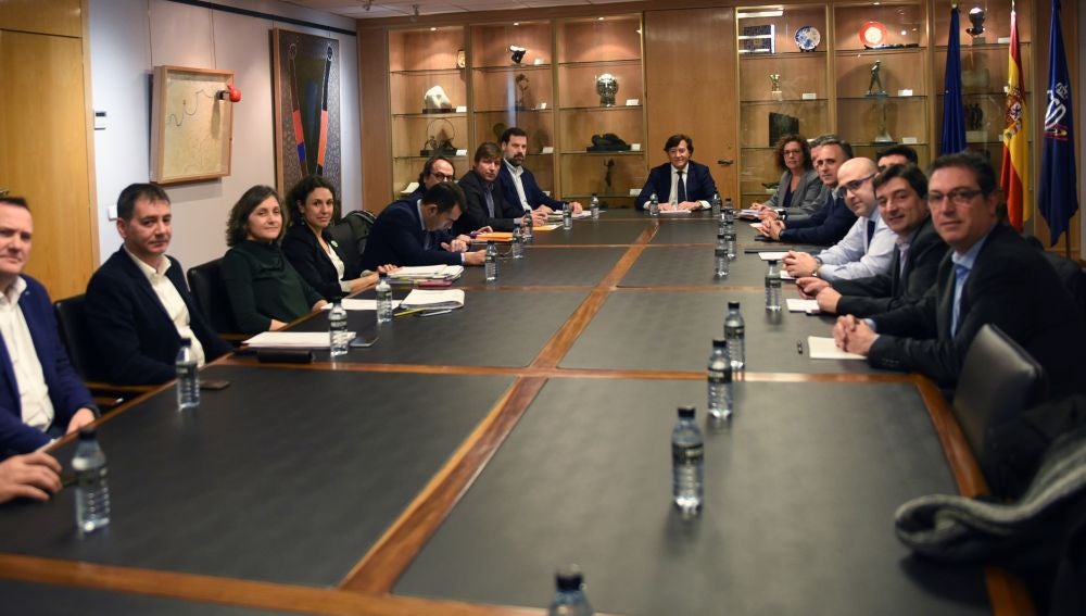 Reunión ACB, ABP y CSD para evitar la huelga en el baloncesto