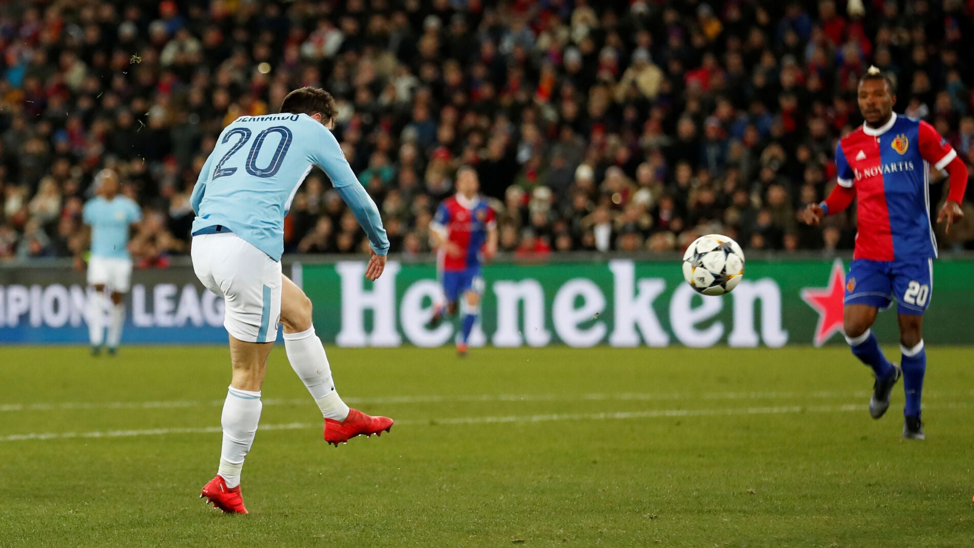 Bernardo Silva anota el 0-2 ante el Basilea