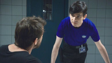 Josemari interroga a su hermano: “Este va a cantar el Corán en verso”