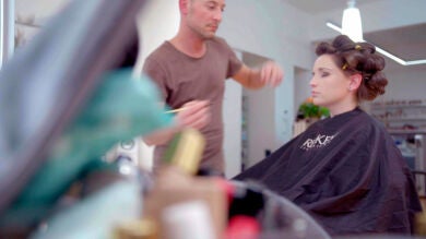 Tamara se somete a un cambio radical para llamar la atención de su marido