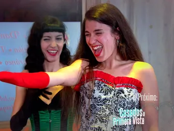 Familias enfrentadas, ganas de jaleo, arroz con pollo y celos Familias enfrentadas, ganas de jaleo, arroz con pollo y celos