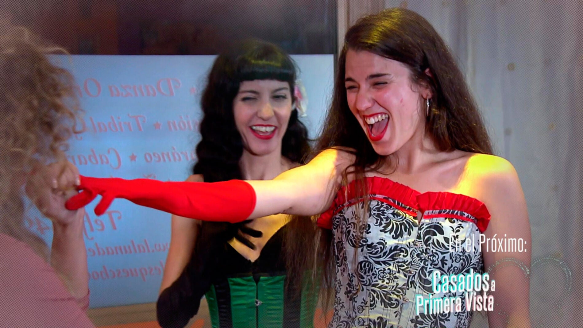 Familias enfrentadas, ganas de jaleo, arroz con pollo y celos