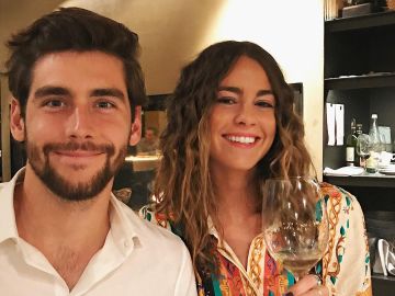 Álvaro Soler y Sofía Ellar Álvaro Soler y Sofía Ellar