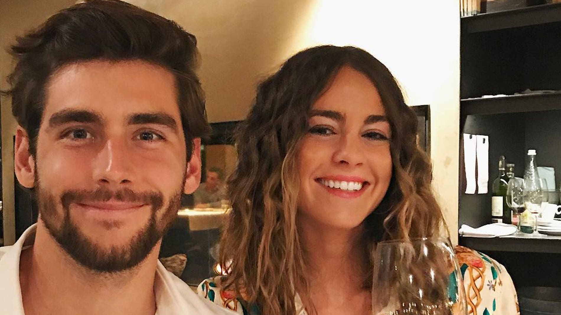 Álvaro Soler y Sofía Ellar