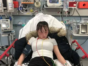 La joven durante su ingreso en el hospital La joven durante su ingreso en el hospital