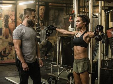 La transformación física de Alicia Vikander para 'Tomb Raider'