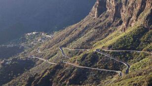 Carretera de acceso a la Masca