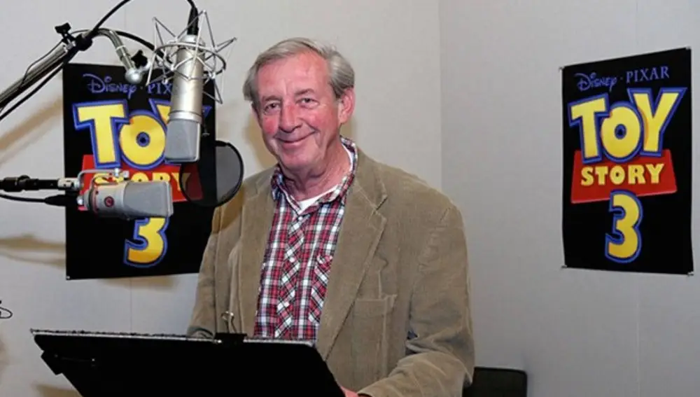 Bud Luckey en el estudio de doblaje de 'Toy Story 3'