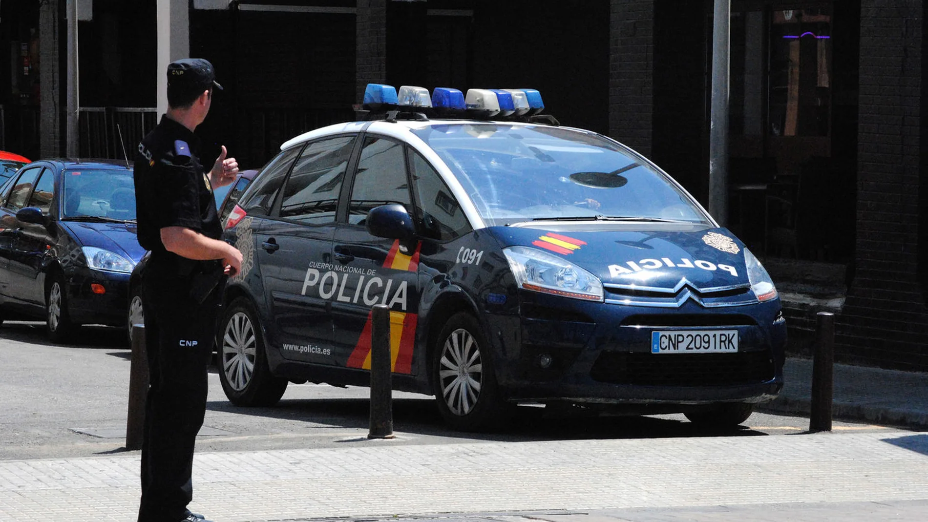 Coche de la Policía Nacional Coche de la Policía Nacional