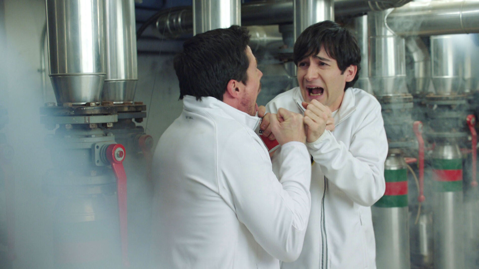 Espa&ntilde;a se vuelve loca: el Ministro de Hacienda cancela la liga de f&uacute;tbol