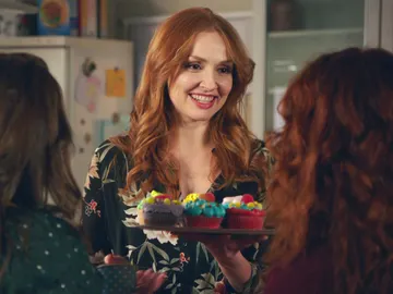 Elena se convierte en la madre perfecta con la mejor fiesta sorpresa Elena se convierte en la madre perfecta con la mejor fiesta sorpresa