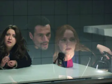 Elena descubre la nueva faceta oculta de su hijo Elena descubre la nueva faceta oculta de su hijo