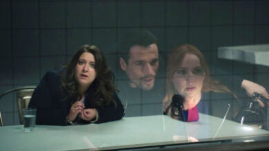 Elena descubre la nueva faceta oculta de su hijo