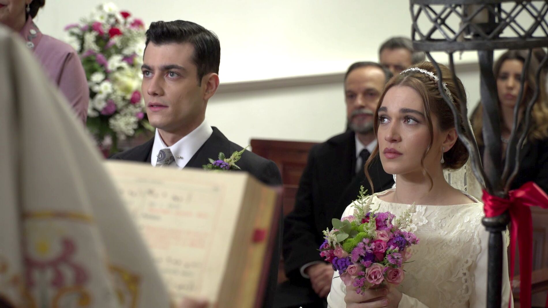 Nos colamos tras las c&aacute;maras para vivir la boda fallida entre Julieta y Prudencio