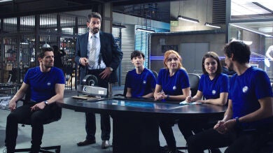 Desacreditar a la condesa Van Houtten y salvar obras de arte, la misión del ‘Cuerpo de Élite’