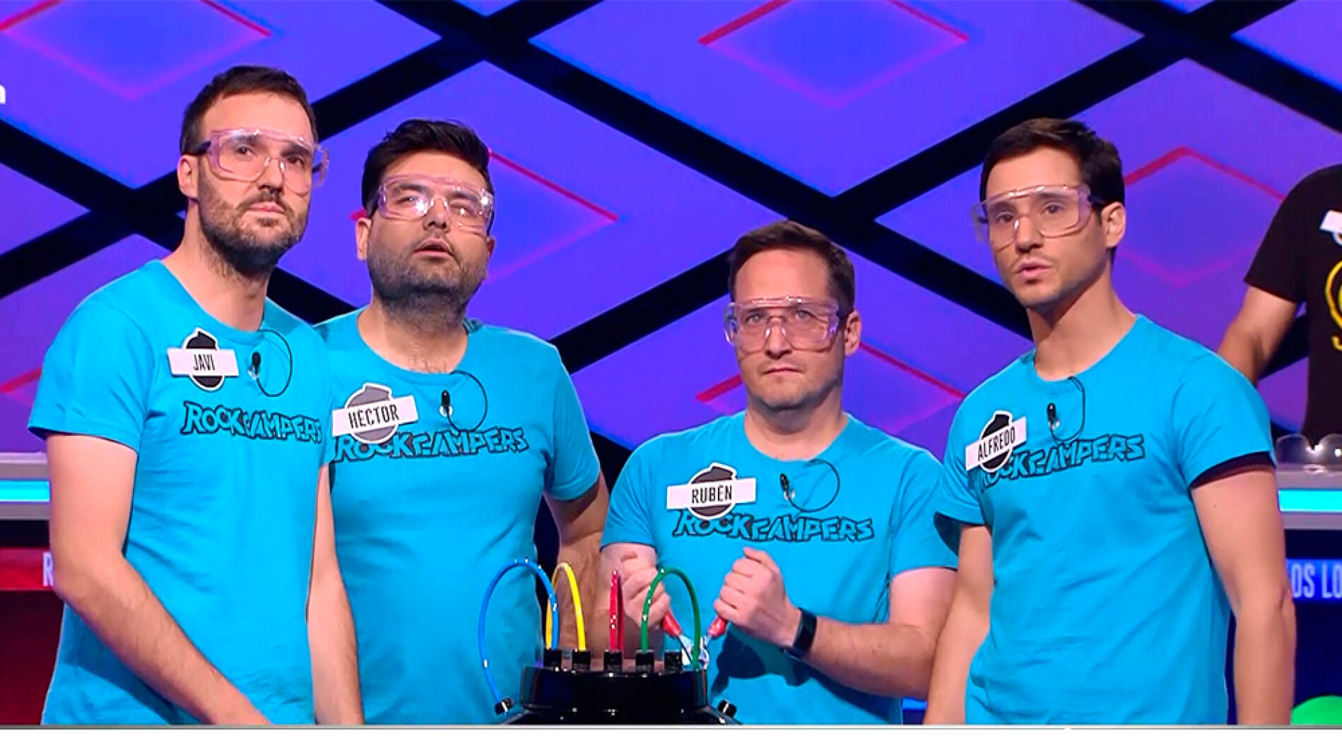  Karate, boxeo o judo, &iquest;en qu&eacute; deporte se permiten las patadas a la cabeza?