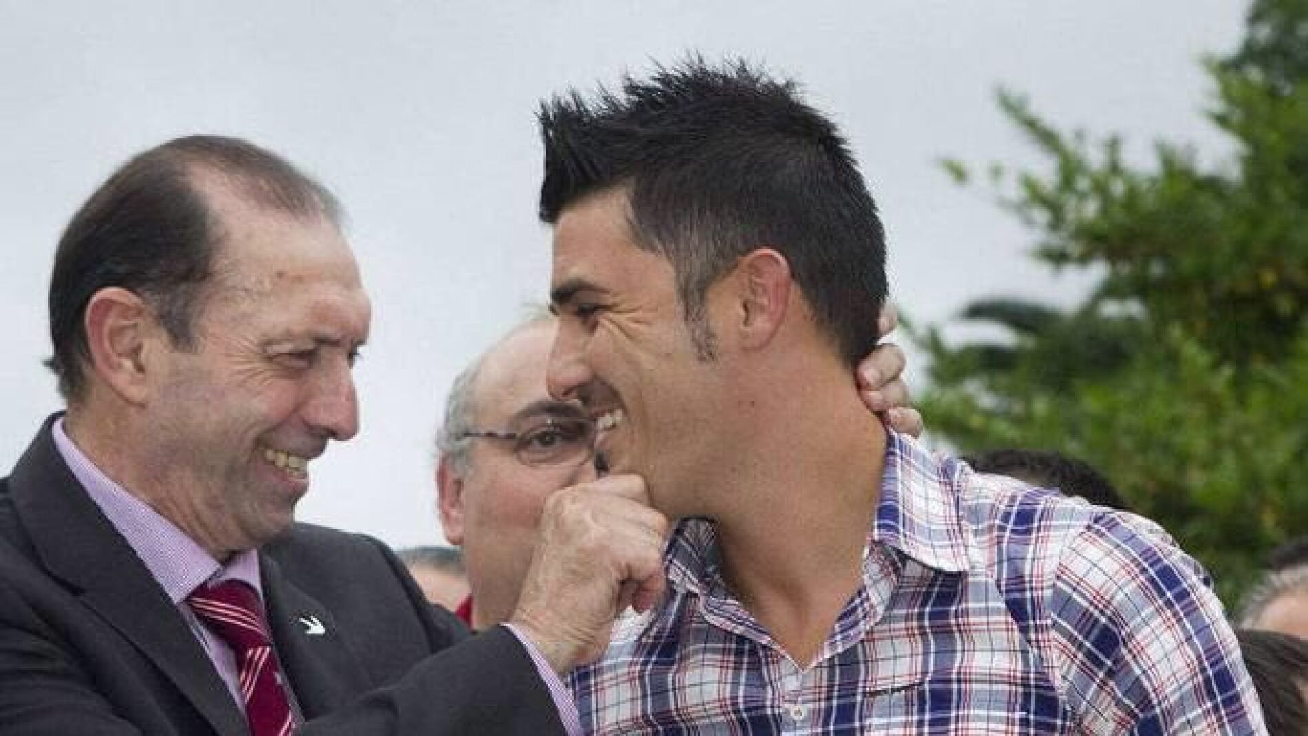 Villa, junto a 'Quini'