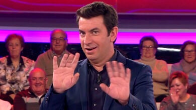 La respuesta de Arturo Valls si fuera invitado a 'chusnear'