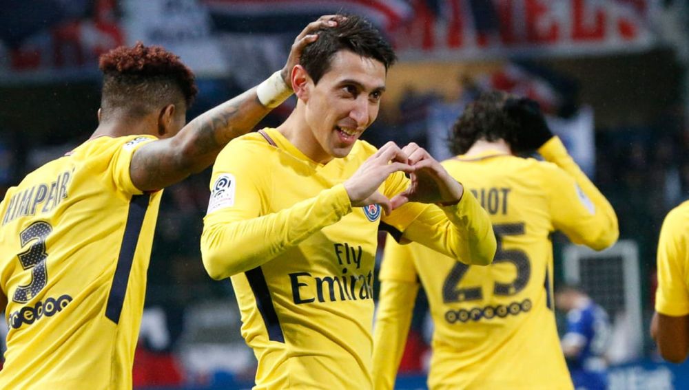 Di María celebra su gol ante el Troyes